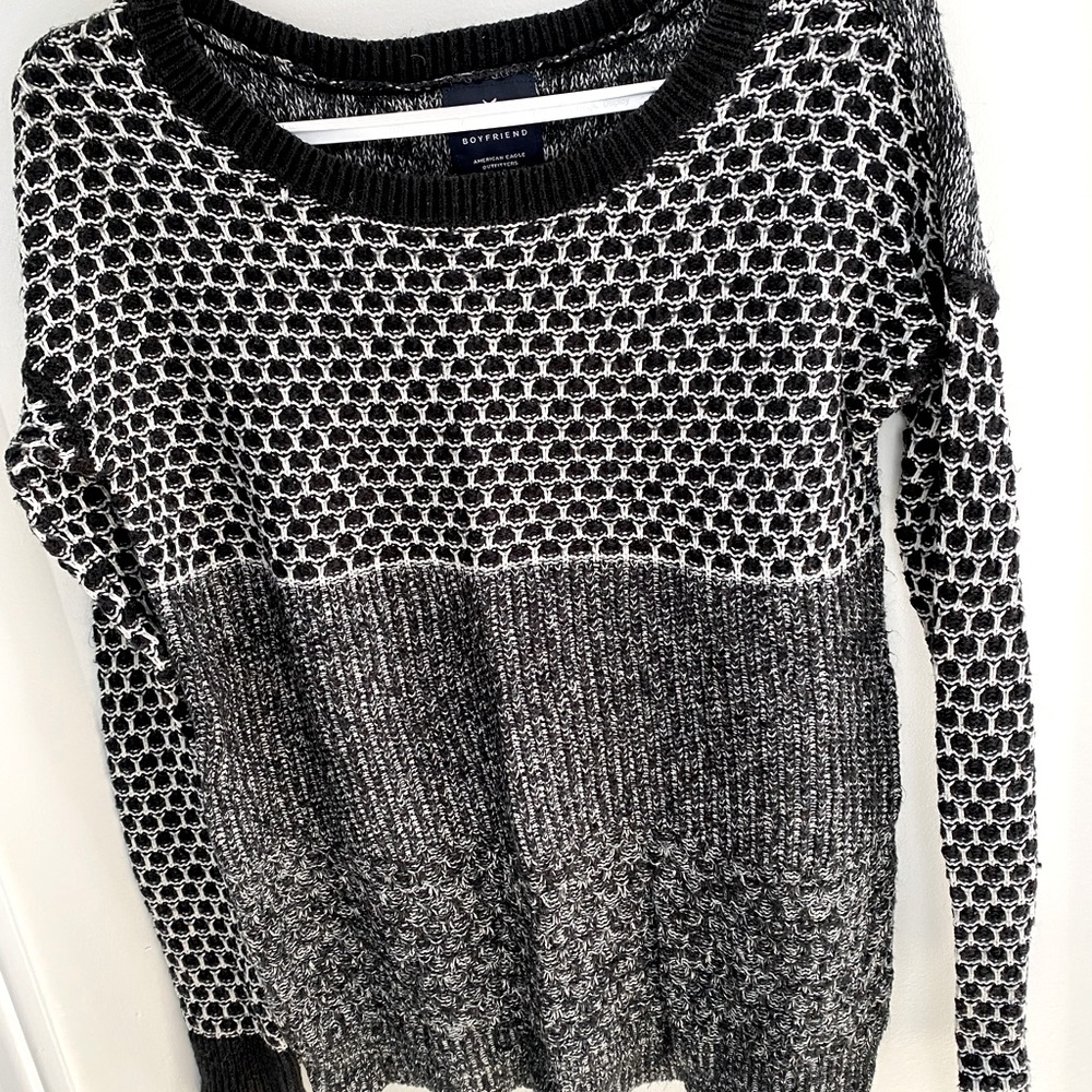 American Eagle Sweater